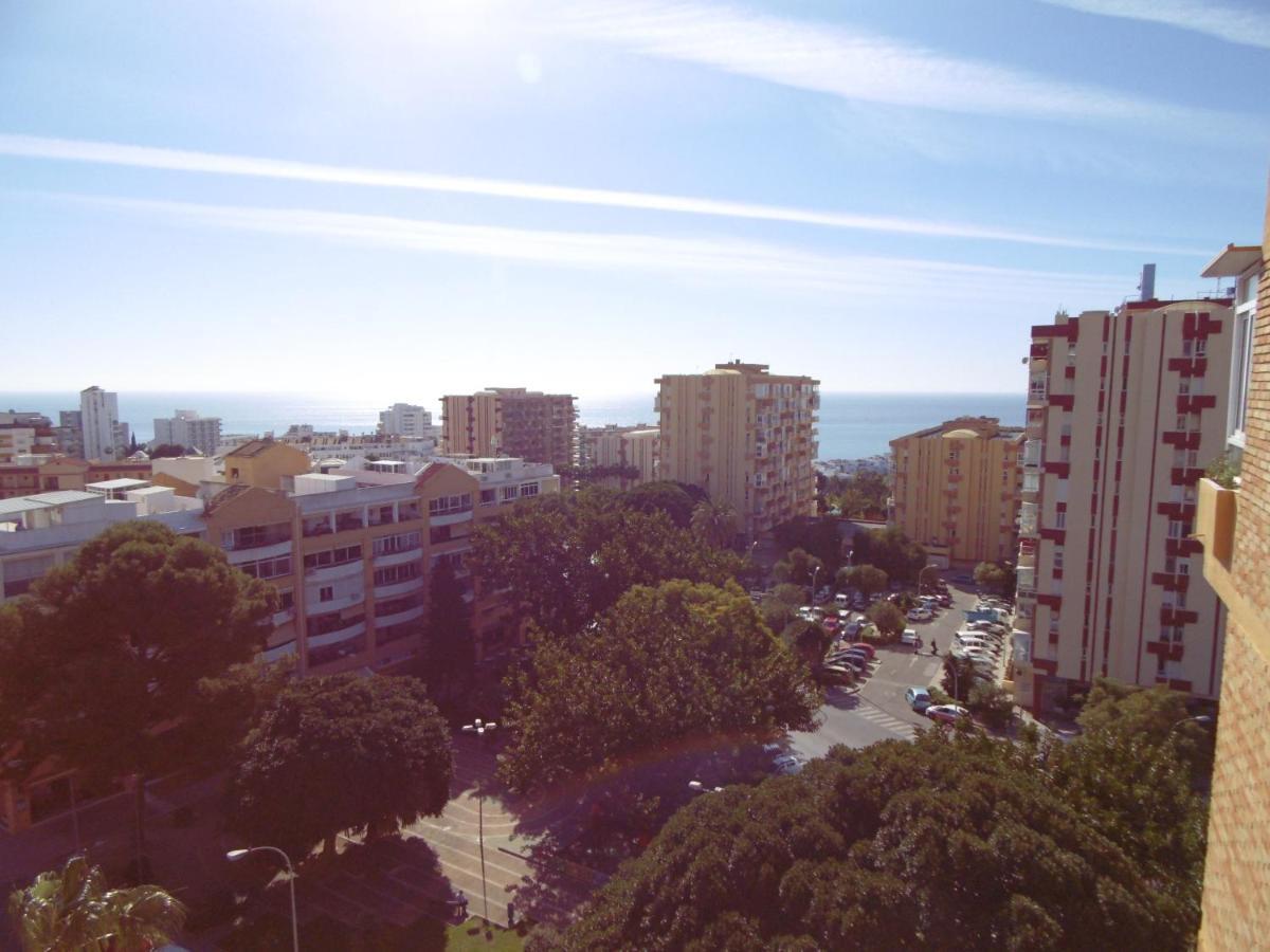 Apartamento Estudio Con Luz Del Sol Y Azul Del Mar Benalmádena Exterior foto