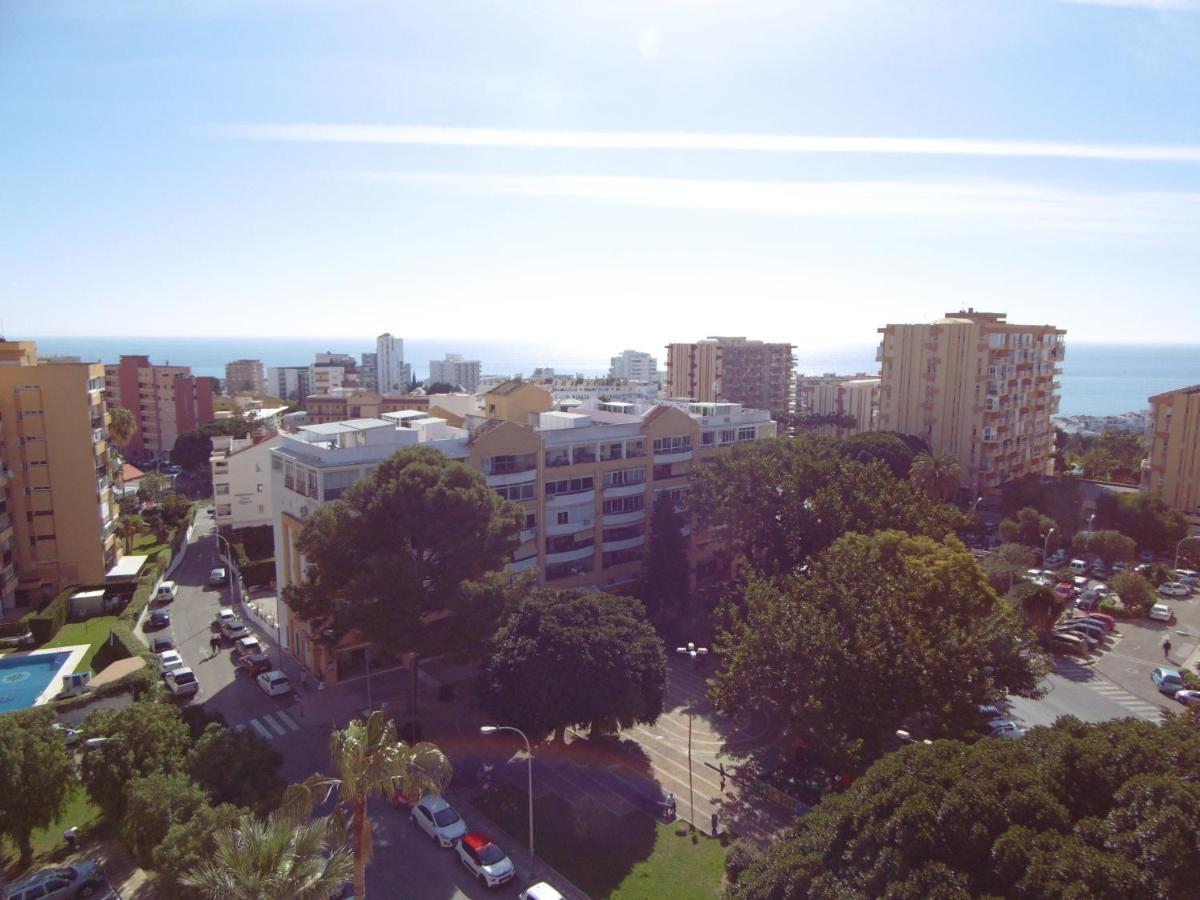 Apartamento Estudio Con Luz Del Sol Y Azul Del Mar Benalmádena Exterior foto